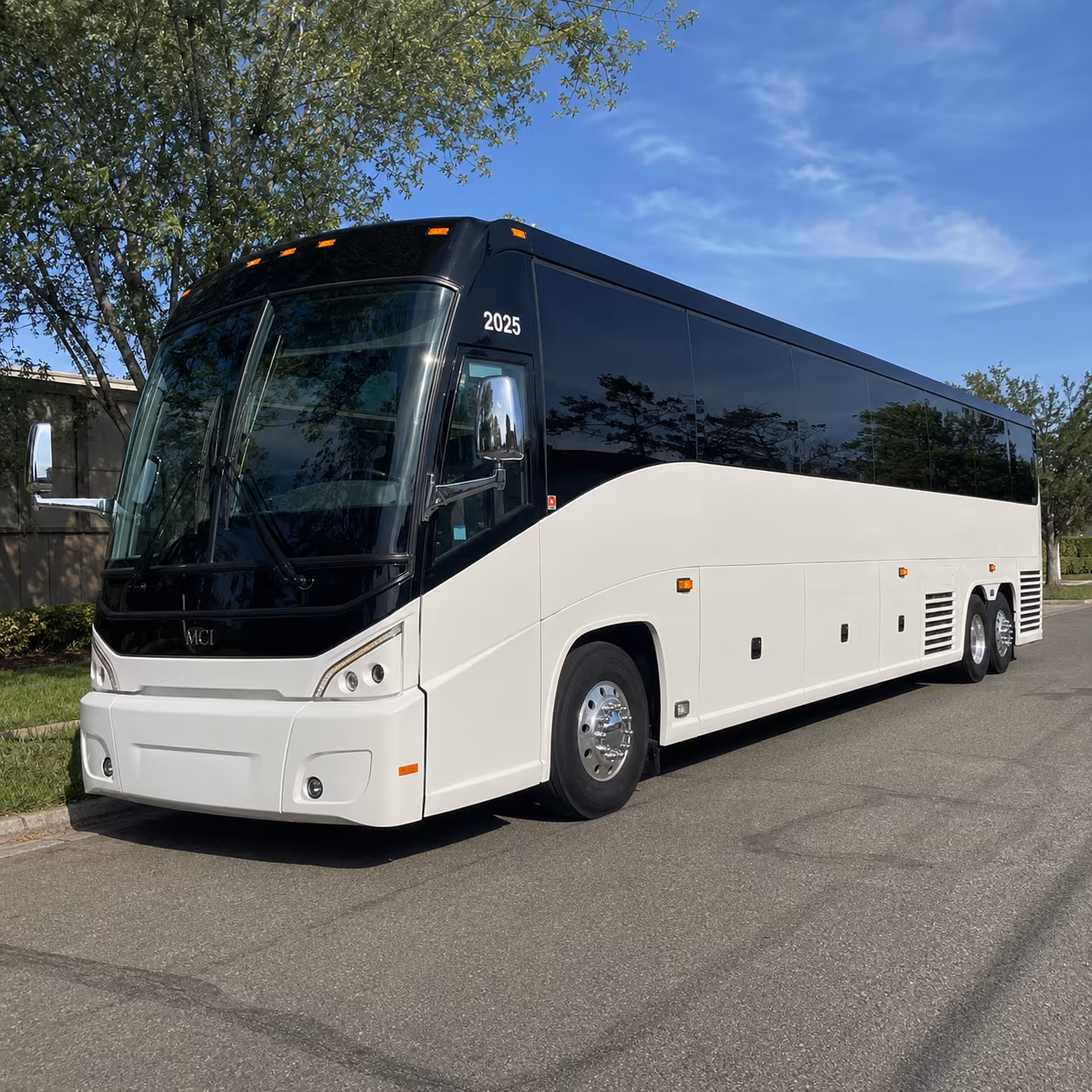 shuttle personnel between wilmington and camp lejeune with ease
