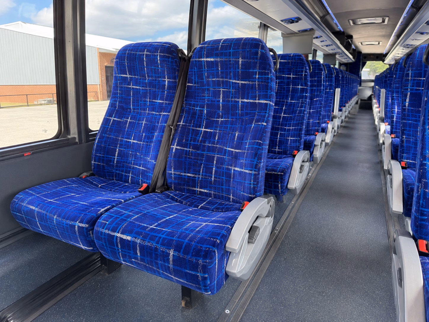 wilmington sharks fan bus rentals to buck hardee field